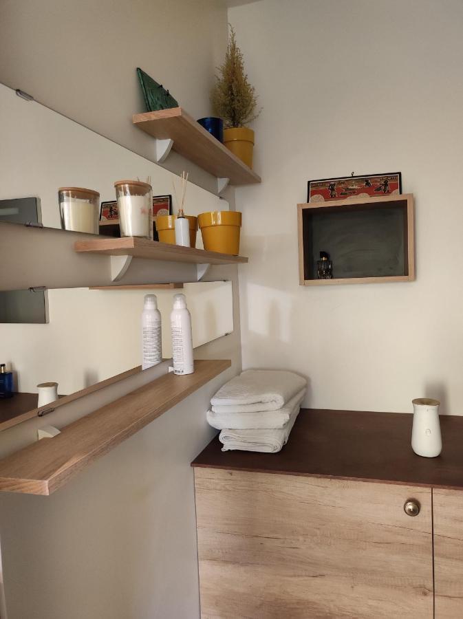 Logement entier+ jardin privé et parking 2places Ruan Exterior foto